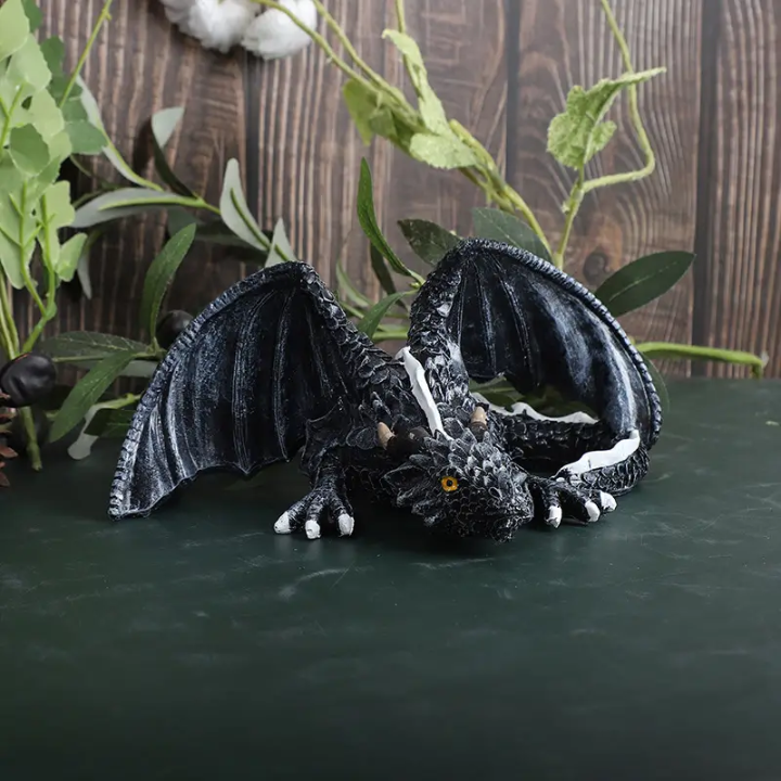Resin Dragon Statue – Guardian of Magic and Mystery