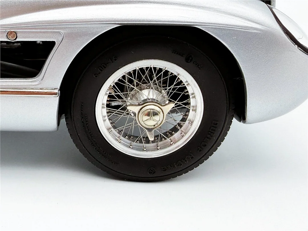 Limited Edition CMC Mercedes-Benz 300 SLR (1955) — Red Interior Collector’s Edition