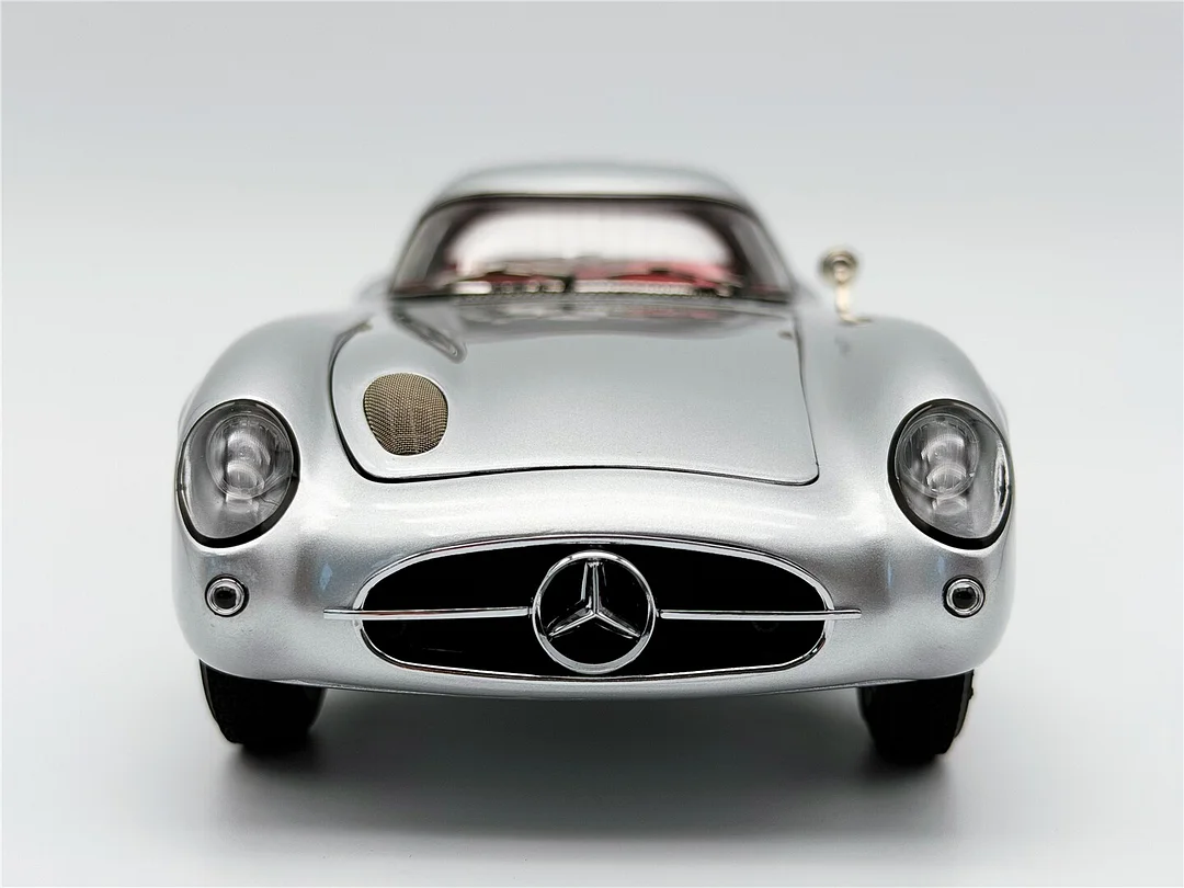 Limited Edition CMC Mercedes-Benz 300 SLR (1955) — Red Interior Collector’s Edition